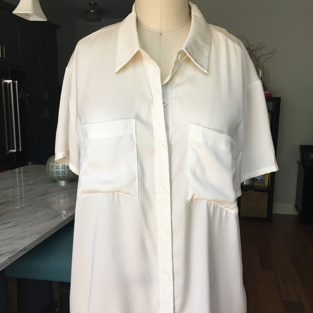 Forever 21 High Low Button Down Top